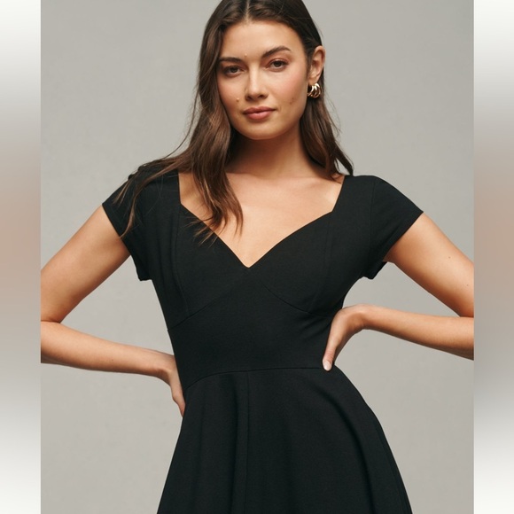 Reformation black midi dress NWT - Picture 4 of 7